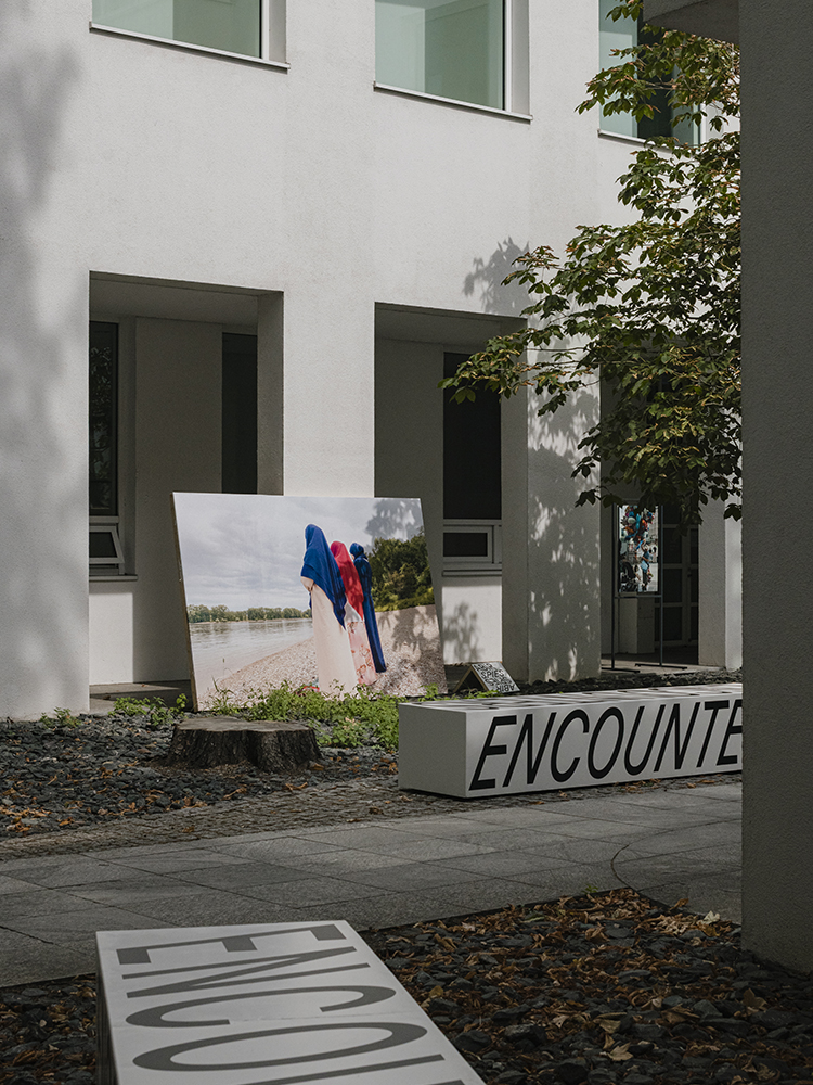 Encounters-15_neu